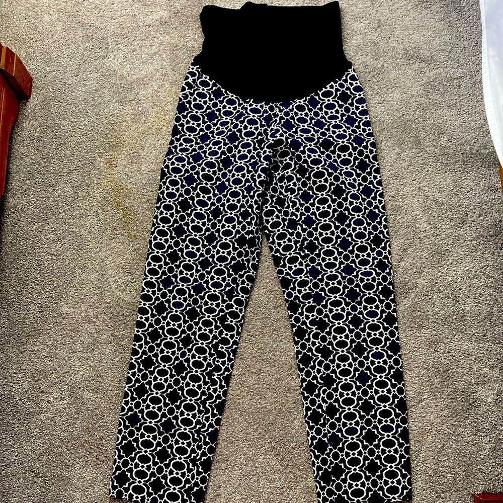 Pea in the pod - maternity